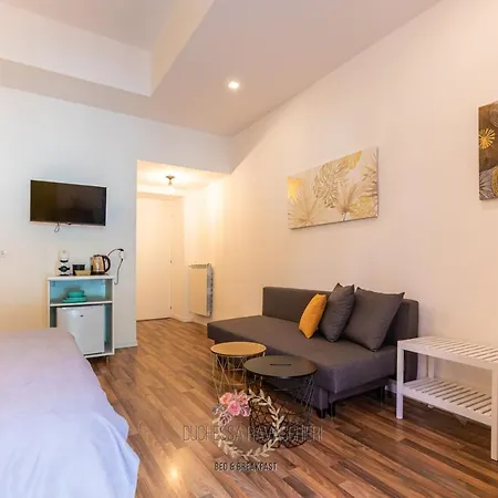 Duchessa Ravaschieri Bed & Breakfast *
