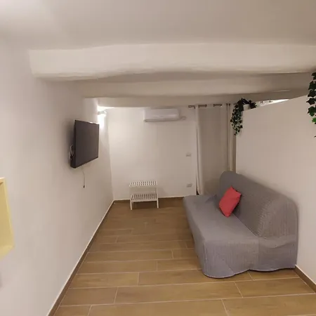 Bed & Breakfast Duchessa Ravaschieri Napels