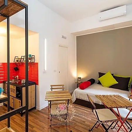 Bed & Breakfast Duchessa Ravaschieri Napels