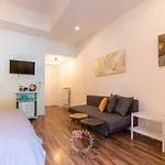 Duchessa Ravaschieri Oda ve Kahvaltı 4*